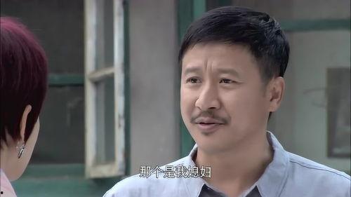 假杨在线观看,揭秘网络迷雾中的虚拟人生  第1张